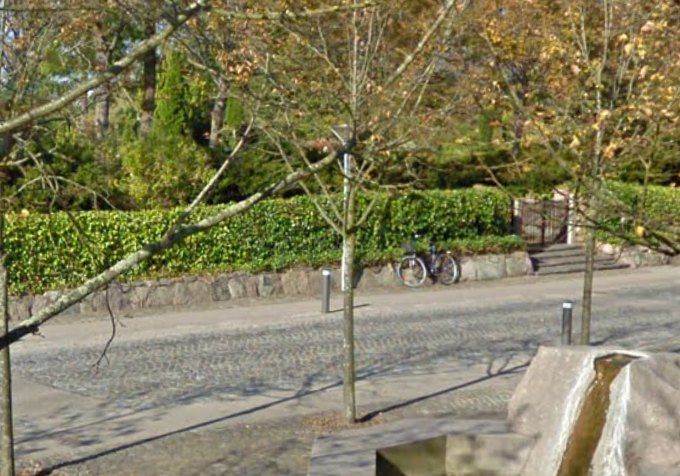 Det lille springvand i dag 2022   foran Vejen Kirke.
