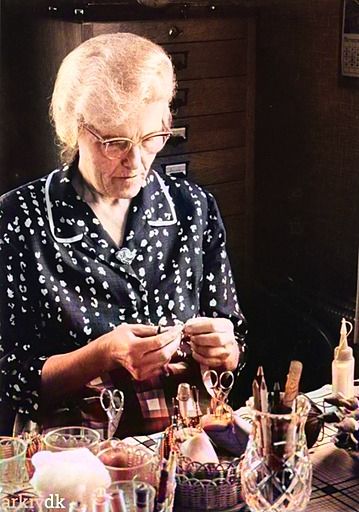 Foto af telefonistinde Anna Kristine Christensen 