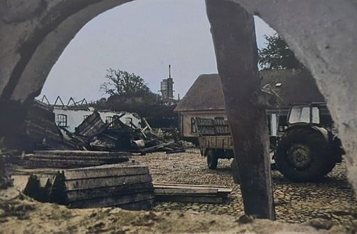En epoke sluttede da Askovgård blev nedrevet i 1969. I stedet fik man en Brugsforening lige hvor stuehuset var.