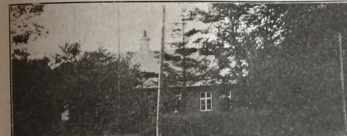 EJNER THYGESEN.
Kjærdalsgaard.
Hej, gården fra Danske gårde ca.1910 til 1920.
,,,,,,,,,
I dag Plejecentret Kærdalen.