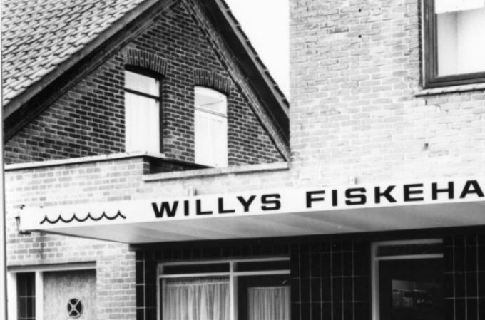 Nørregade 54 6600 Vejen Willys Fiskehandel
Årstal 1974. Fotograf Frode Dall Schmidt Nørregade 74, Vejen.