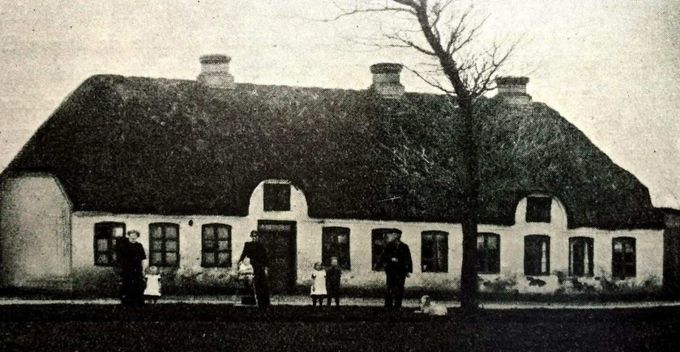 Skodborghus gamle skole, som var i brug til cirka år 1900.