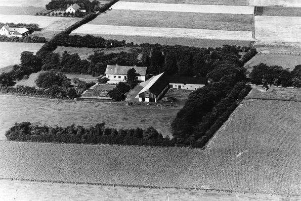 Ifølge Vejen Miniby.
Luftfotografi fra 1936 af 